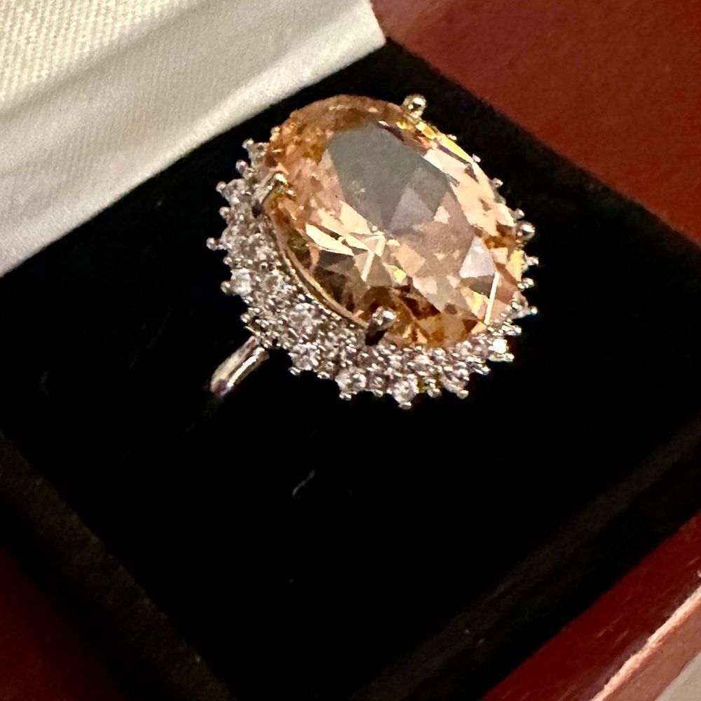 11CT ROUND MORGANITE RING W CZ DIAMONDS CIRCLING